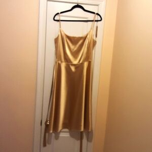JESSICA HOWARD Satin Gold Party Dress Size:  14